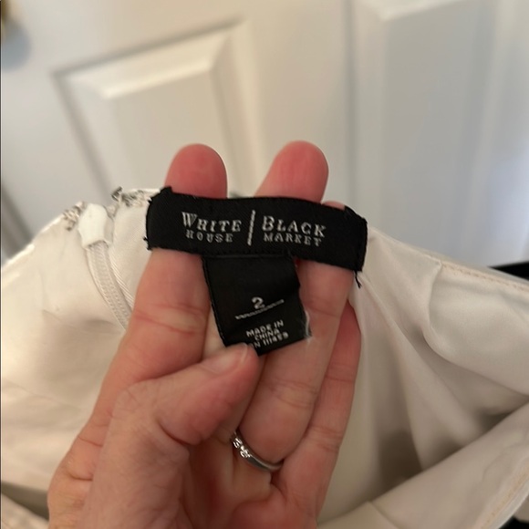 White House Black Market Black and White Knee-Length Pencil Skirt - Picture 2 of 5